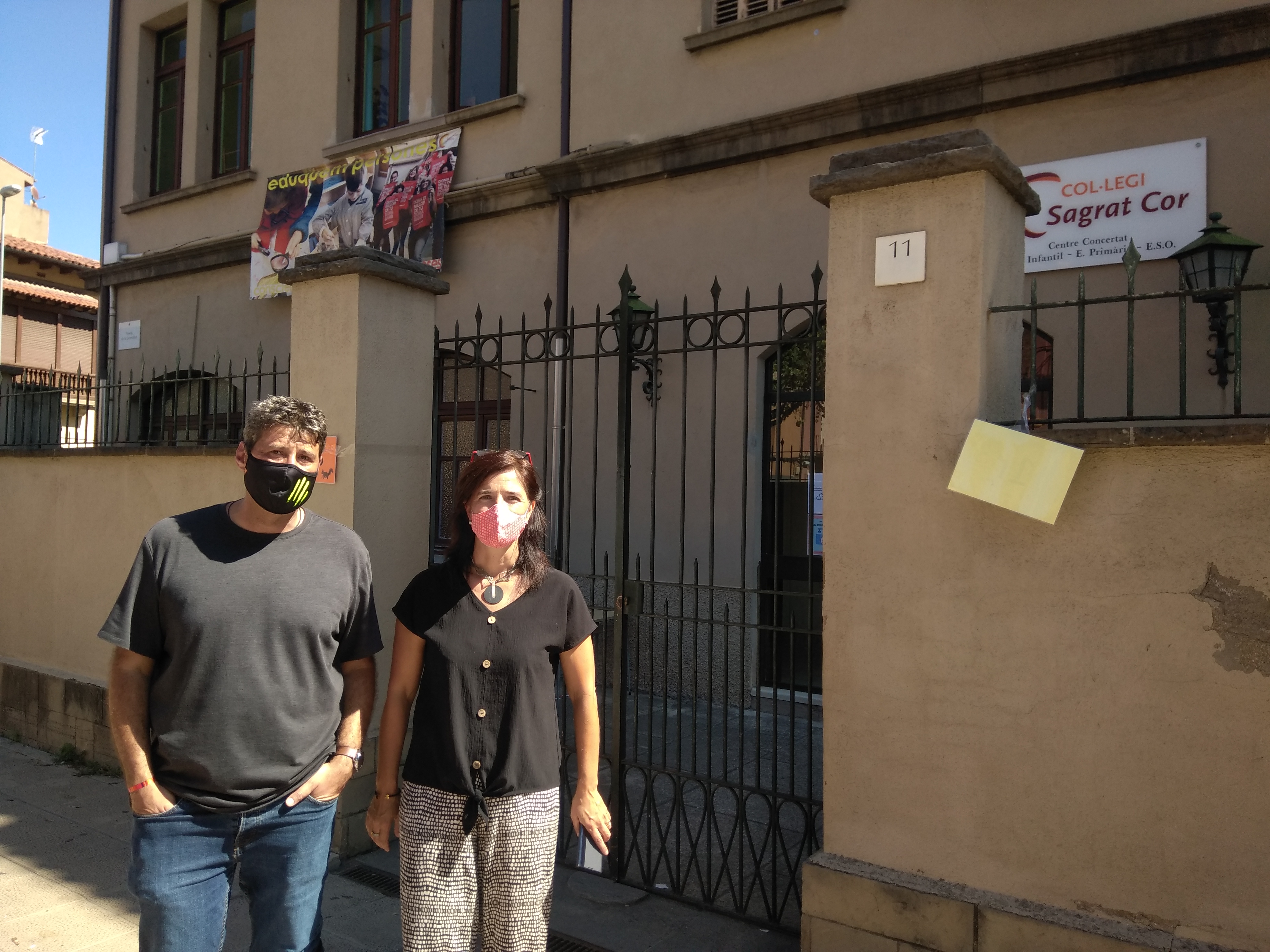 Miquel Maydeu, director del Sagrat Cor, i la regidora Elisabet Franquesa