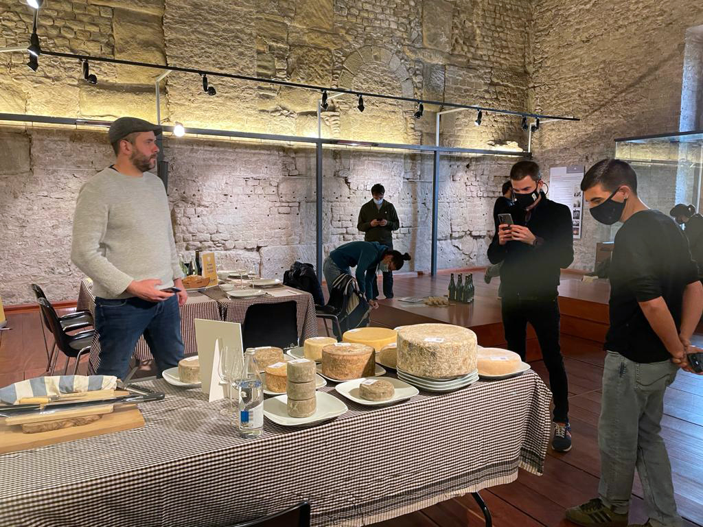Tast de formatges del Lactium a Vic