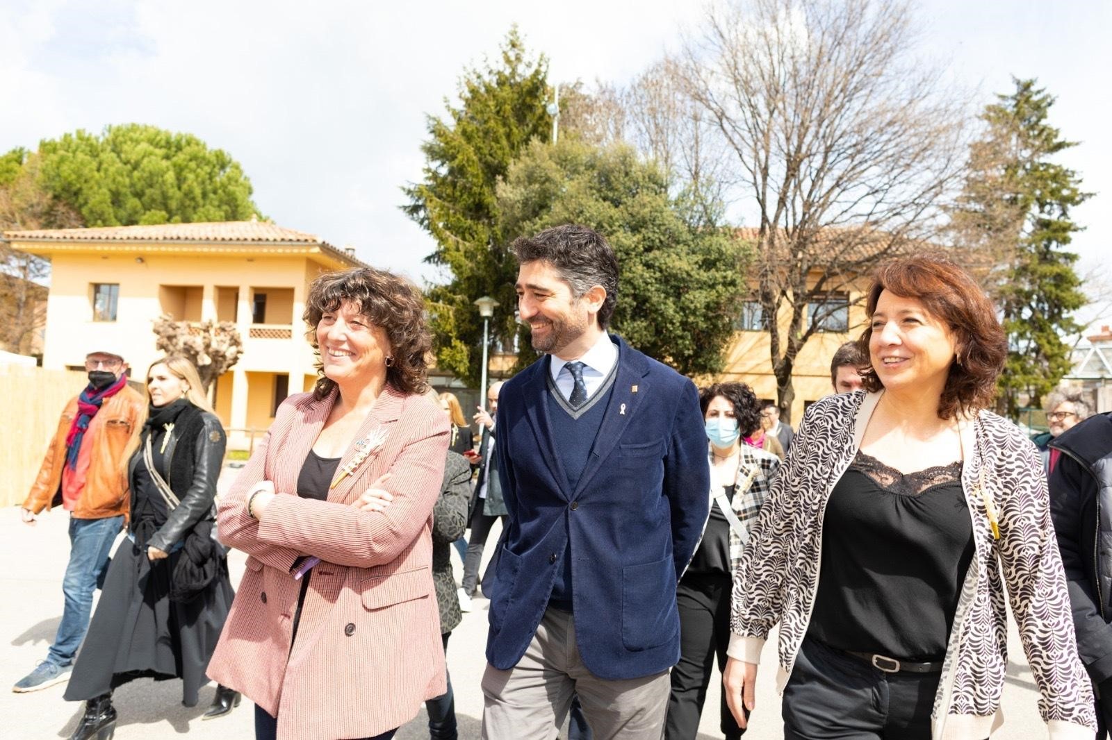 Teresa Jordà, Jordi Puigneró i Anna Erra, durant el recorregut inaugural.