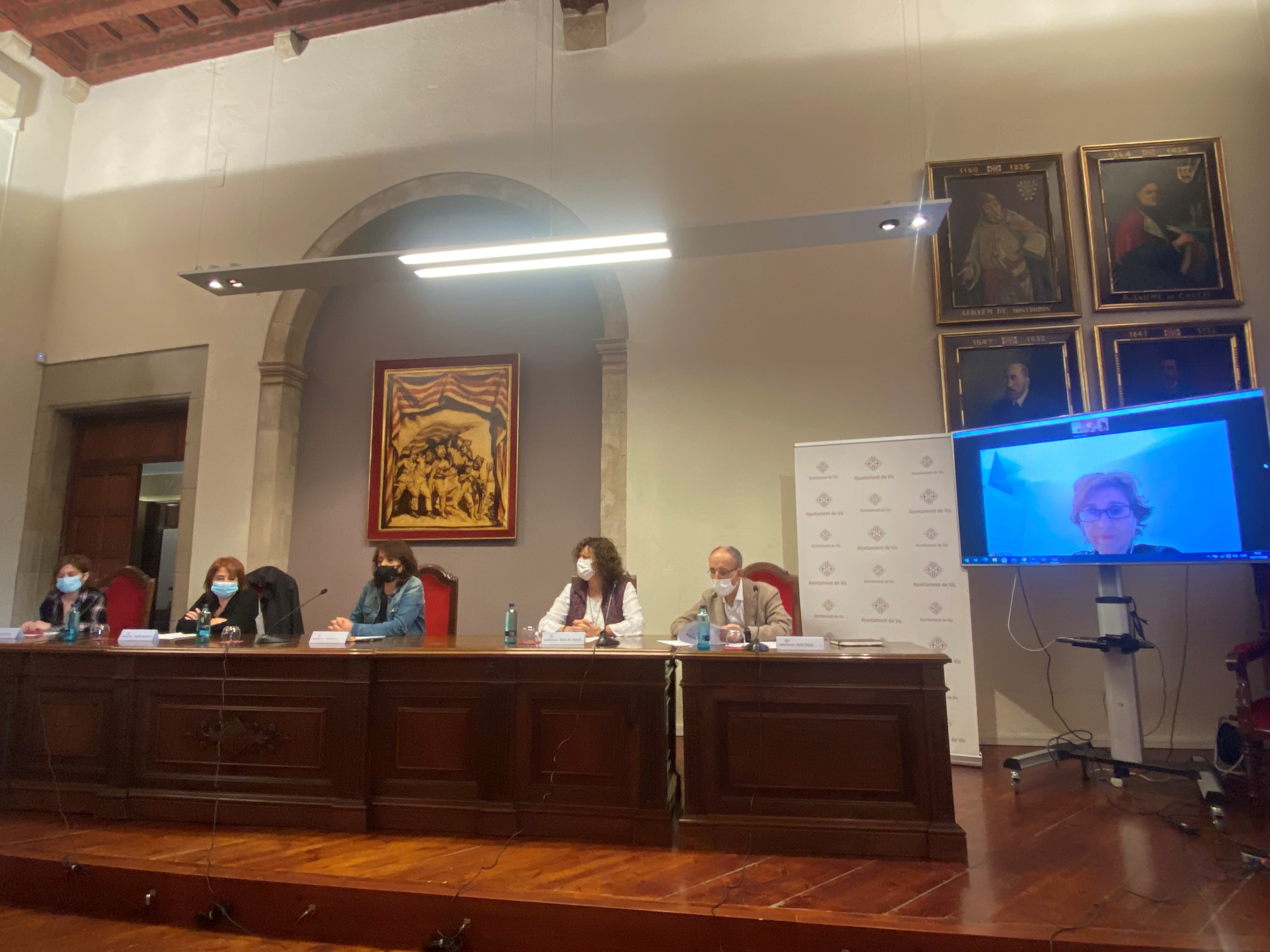 Berta Bonay, Marta Serrarols, Anna Erra, Rosa M. Morral, Jordi Roca i Imma Cervós