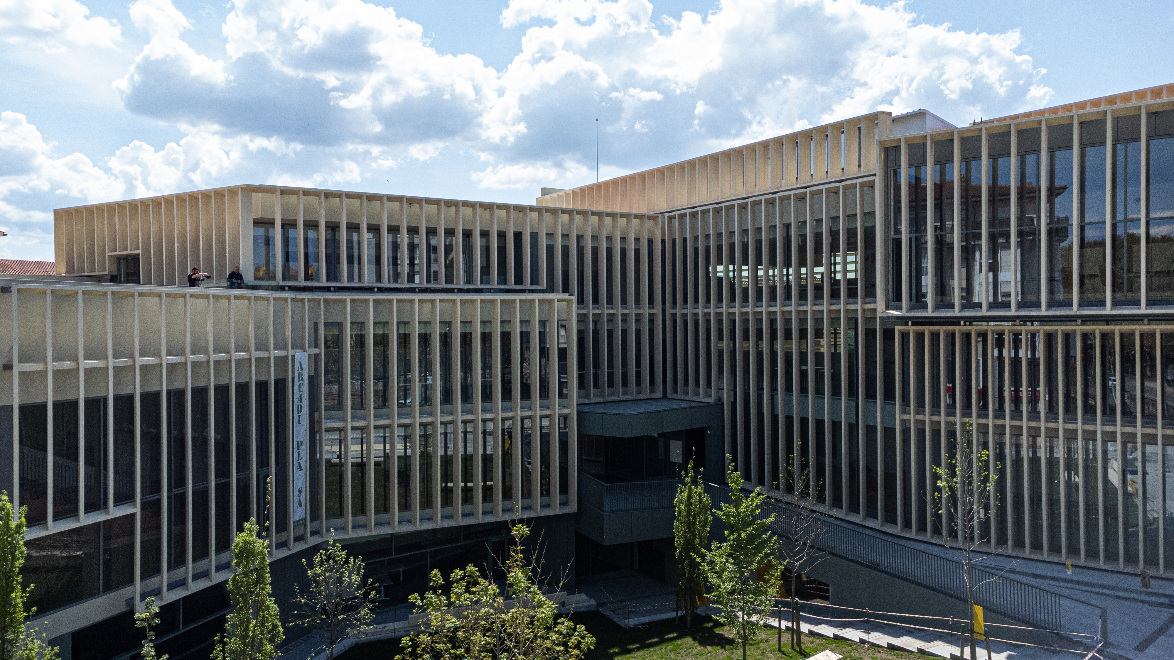 Biblioteca Pilarin Bayés