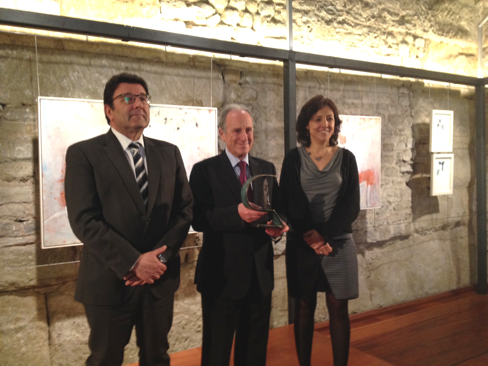 Josep Collado, Jaume Blancafort i Anna Erra a l’acte de lliurament de la Llonganissa d’Or