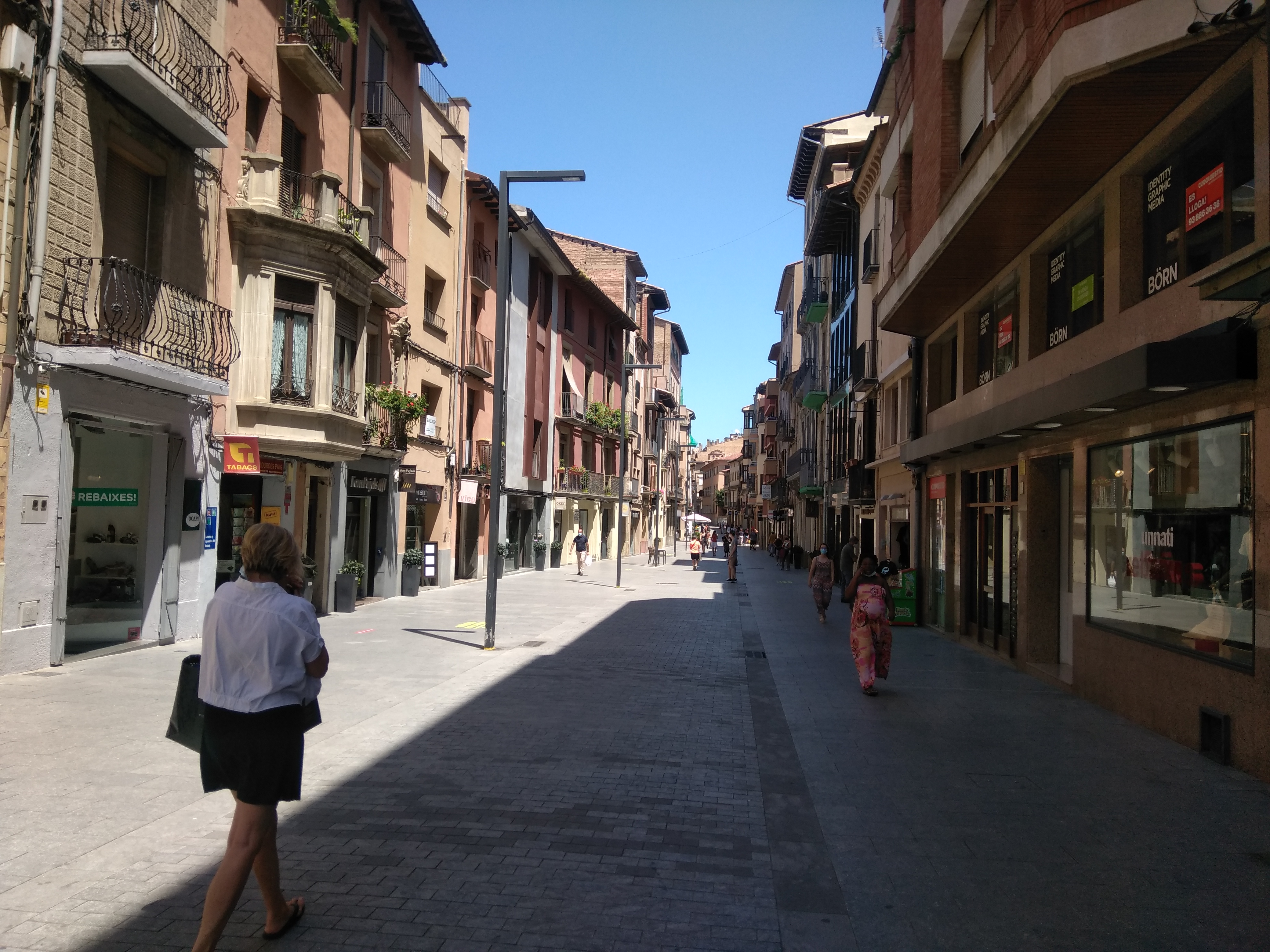 Carrer Manlleu (imatge d'arxiu)