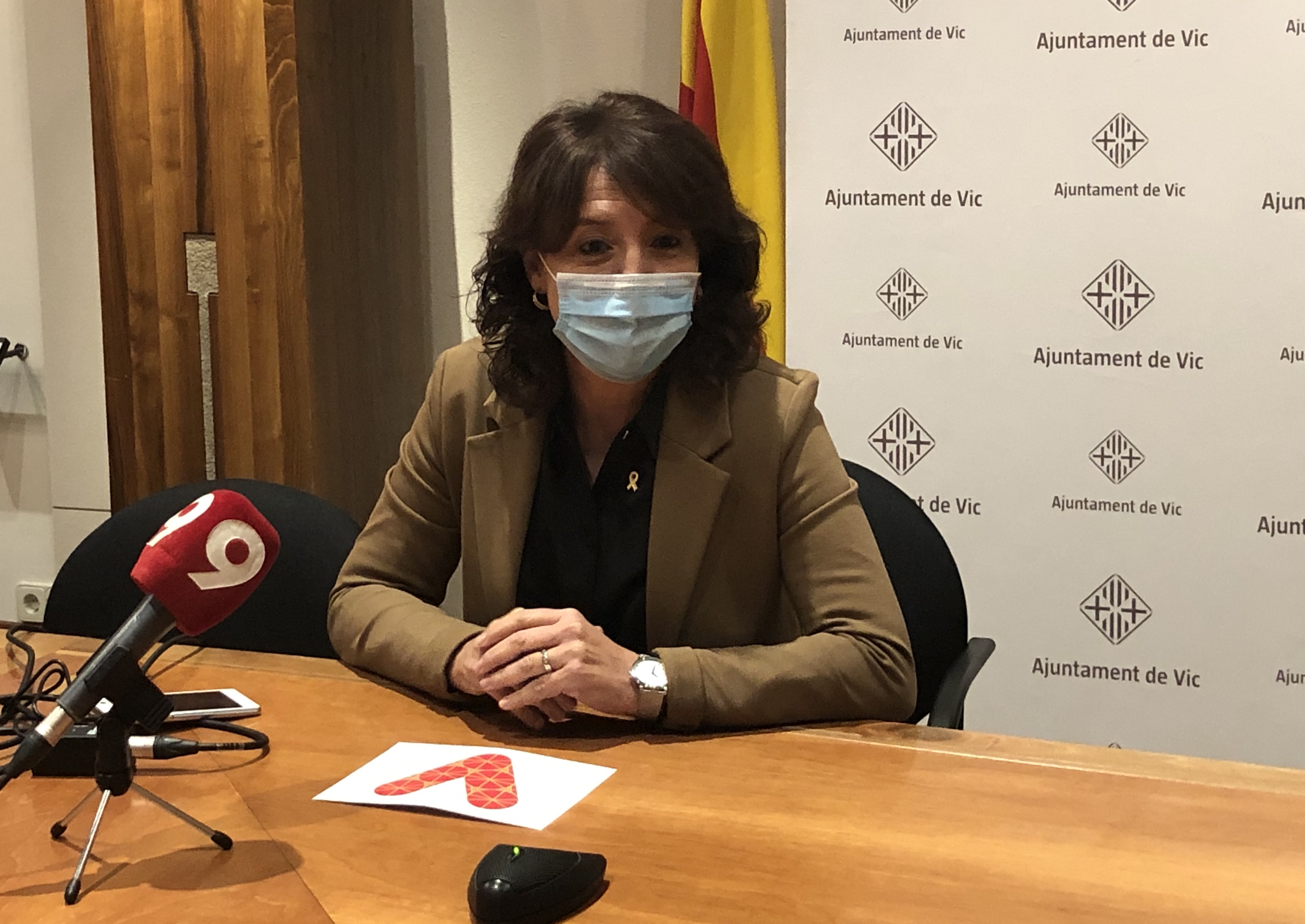 Anna Erra a l'atenció als mitjans