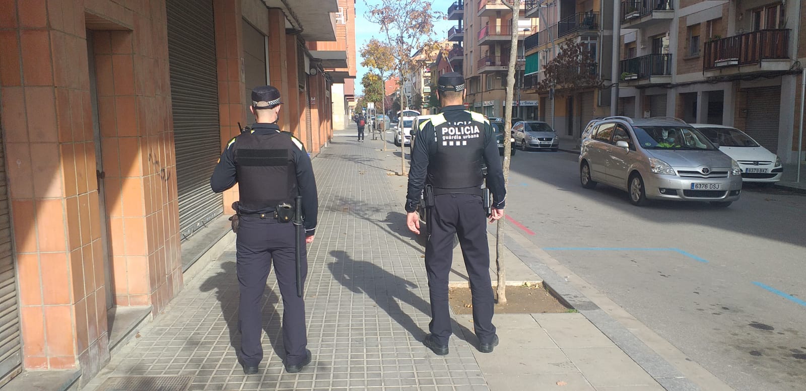 Una patrulla de la Guàrdia Urbana fent controls (Imatge d’arxiu)