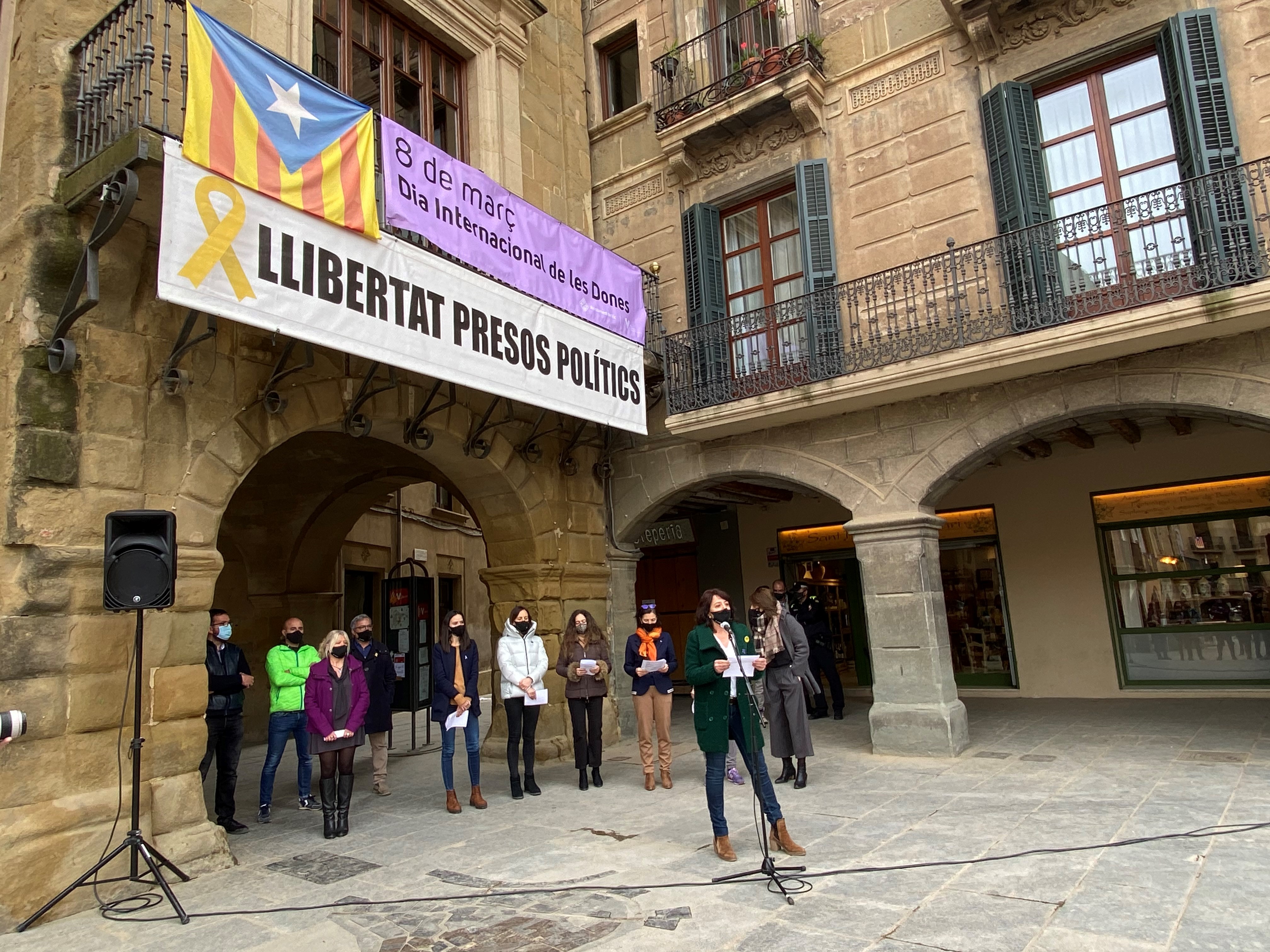 Lectura del manifest institucional