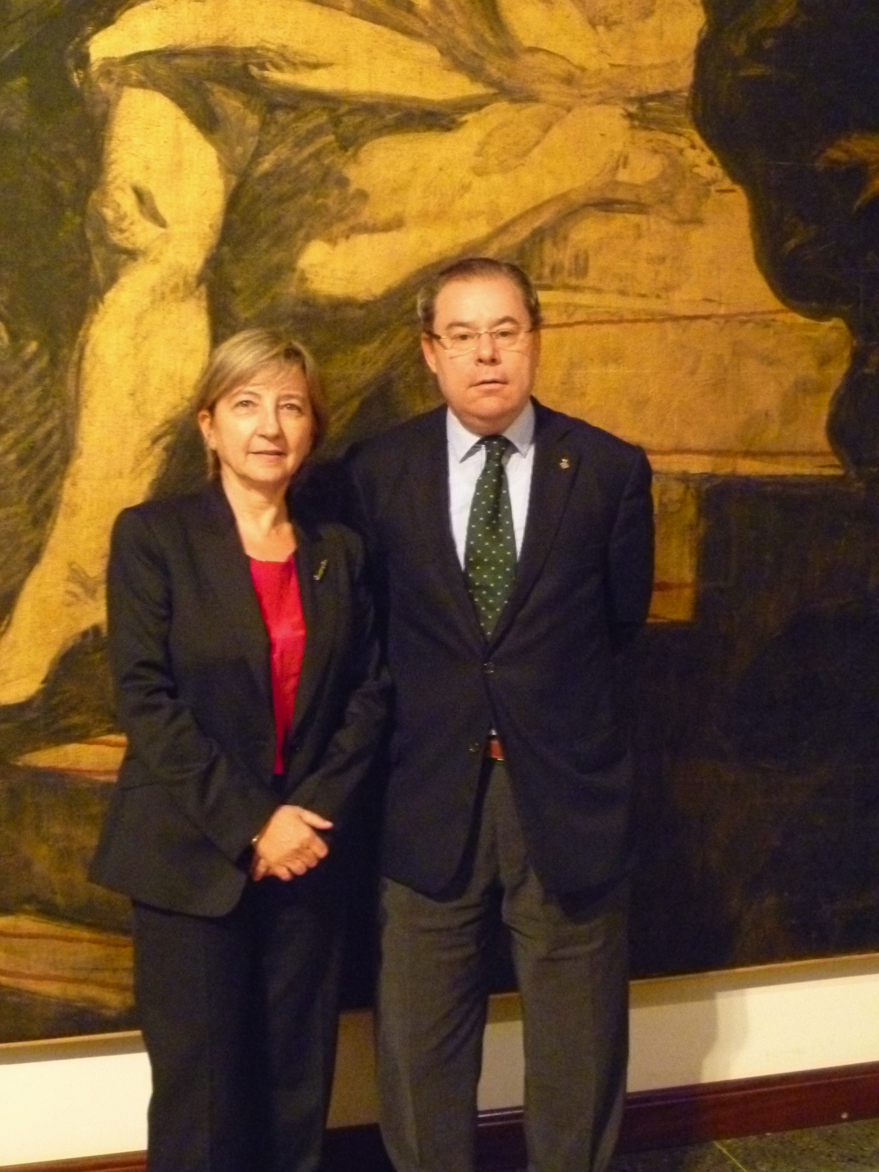 Montserrat Torné i Josep M. Arimany a l’Ajuntament de Vic