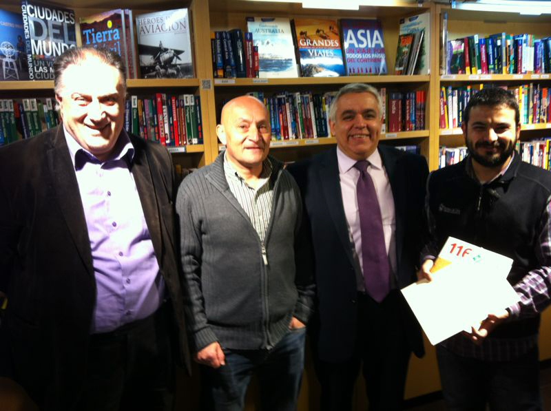 Joan López Carol, Jaume Domingo, Pere Trasserra i Xavier Cortacans en l'acte de lliurament de l'acreditació
