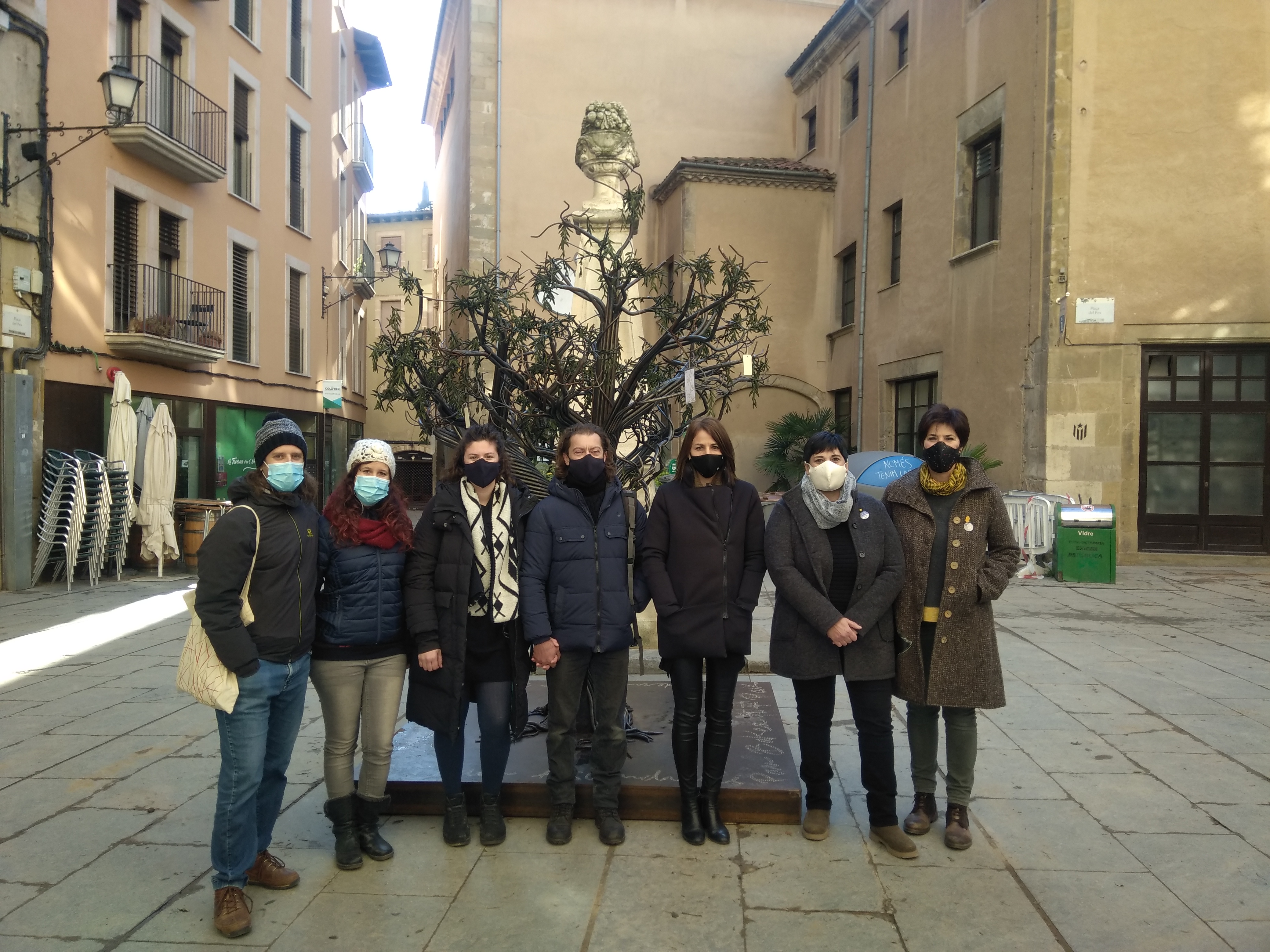 Bet Piella amb artesans del carrer de la Riera