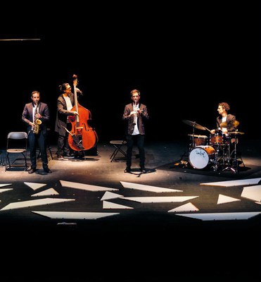 Anem al teatre: Colors.