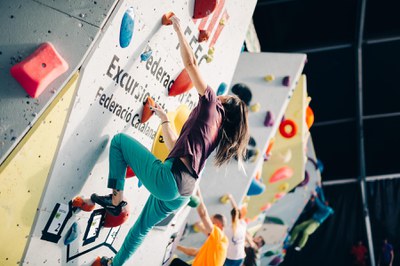 FESTIVAL D'ESCALADA: Campionat d'Open Bloc.