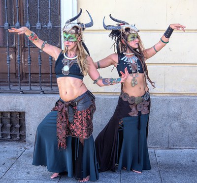 La Nariz Roja - Barbarians.