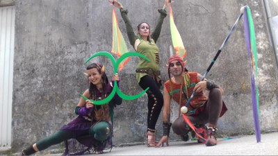 La Nariz Roja - Follets.