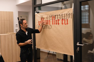 Taller de caplletres zoomòrfiques.