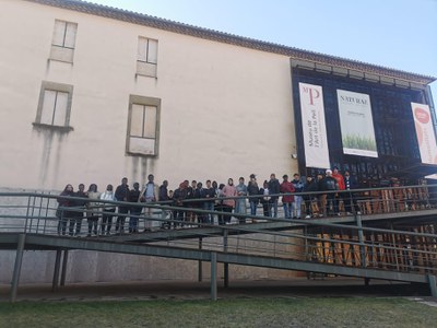 Joves 9aVic coneixent la ciutat