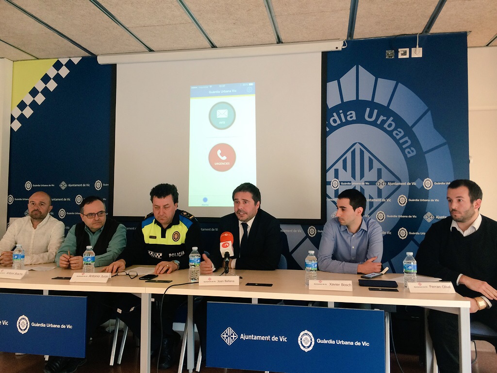 La presentació de l'aplicació, aquest matí a la comissaria de la GU.