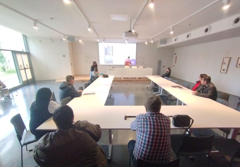 Taller biblioteca 18-04-2023.jpeg