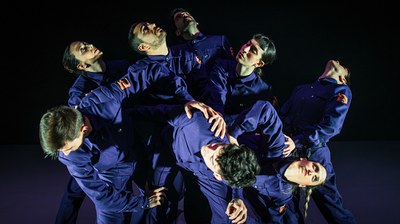 Halley. Led Silhouette.