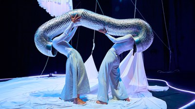 Anem al teatre: Ona. Laura Alcala Freudenthal i LaSúbita.
