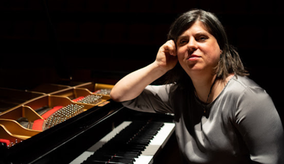Ingrid Cusidó al seu piano.