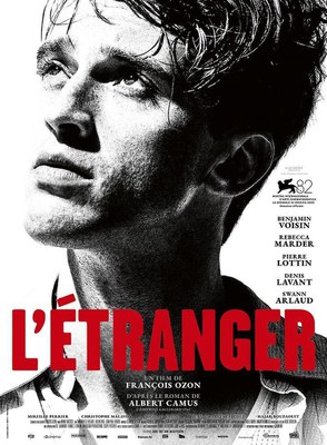 L'estranger.