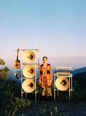 LUCIA FUMERO LIN24-06 R2535-08 WAI LIN TSE.jpg