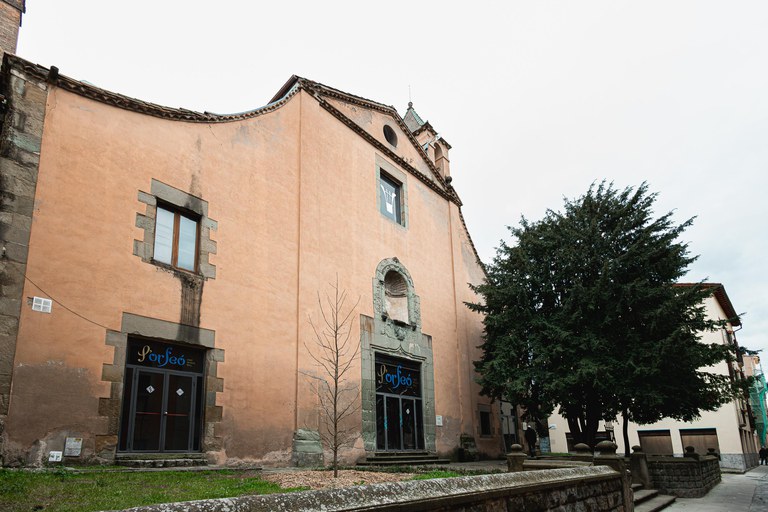 CARRER SANT PERE_40_Doing fotus_xxss.jpg