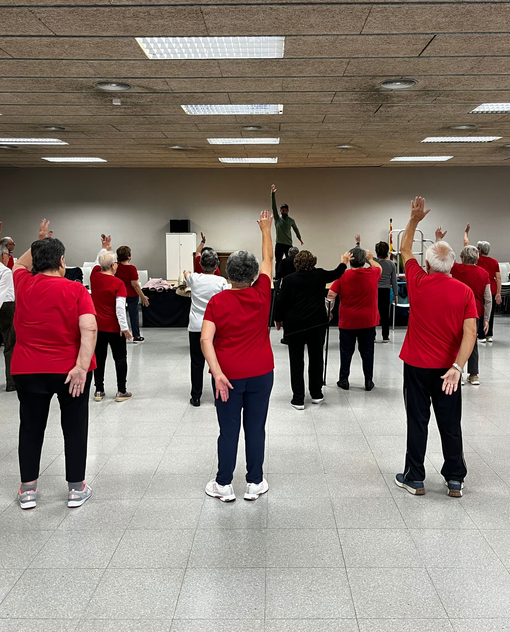 L'Ajuntament de Vic ha incorporat un nou grup al Centre Cívic Triadú, oferint un nou espai per la pràctica de l'Activitat Física al centre de la ciutat