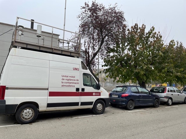 Unitat mòbil de vigilància de control de l'aire al barri de Santa Anna